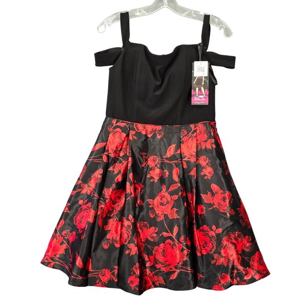 Blondie Nites Dresses & Skirts - Blondie Nites Black Red Formal Mini Dress NEW Sleeveless Women's Size 5 Juniors